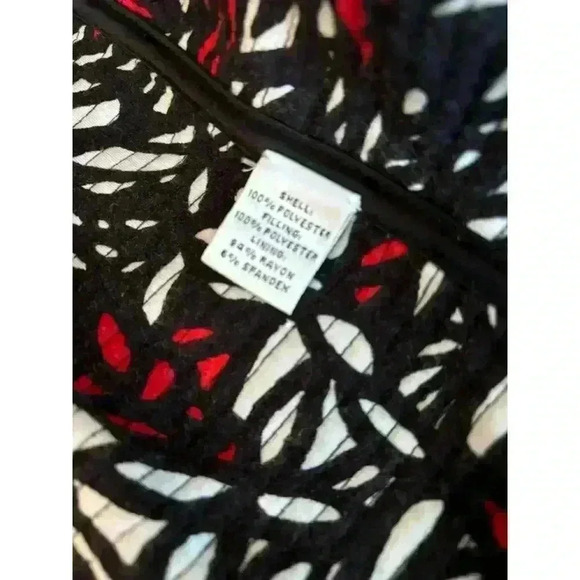 St. John Lightweight Jacket Size Large - Picture 4 of 8